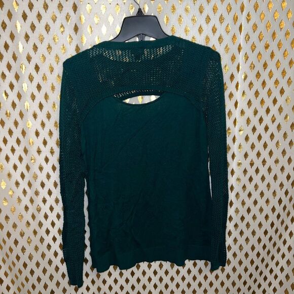 Torrid crochet pull over front slit sweater emerald green size 00 - Picture 5 of 6